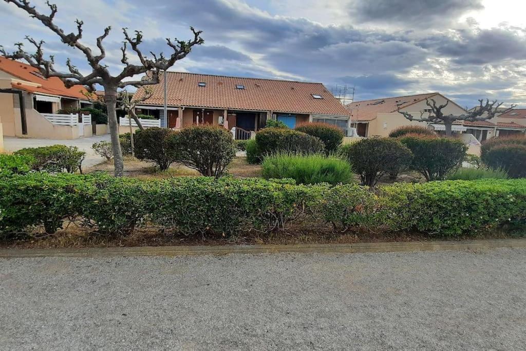 Maisonnette Entre Etang Et Plage 勒卡特 外观 照片